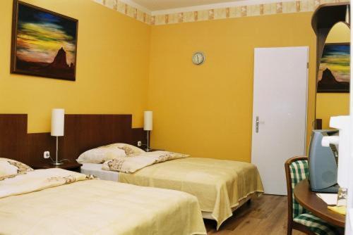 Sunset Motel Сомбатгей Номер фото